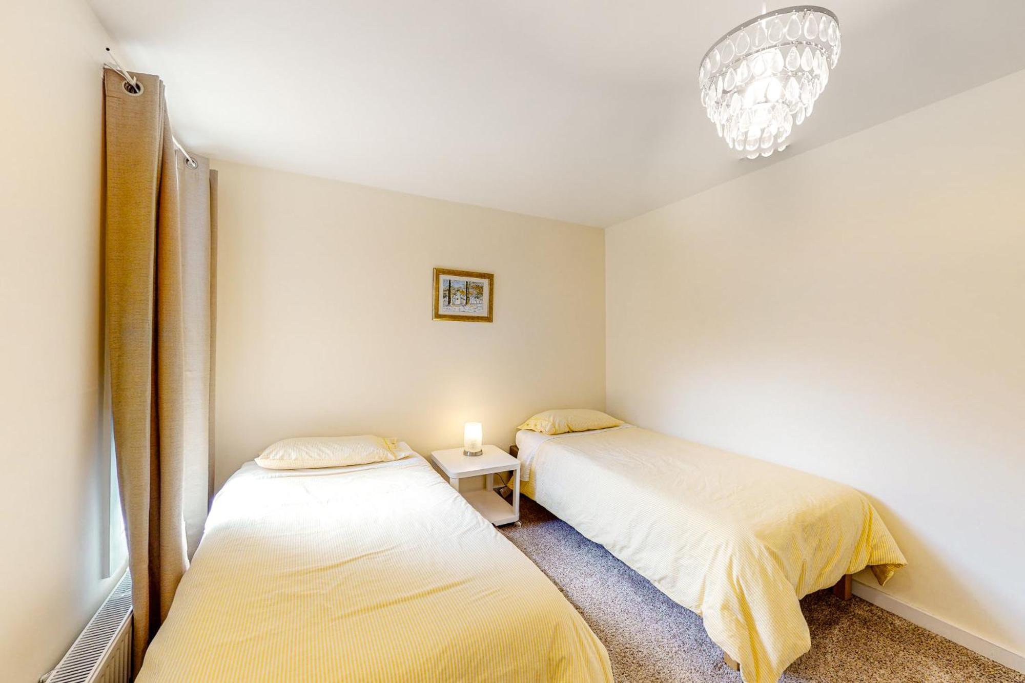Pleasant Condos Ludlow Bilik gambar